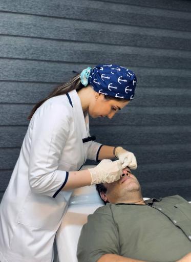 مطب دکتر آرون