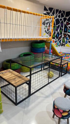 آرایشگاه بای بن