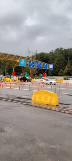 عکس عوارضی منطقه شماره ۴ آزادراه تهران - شمال