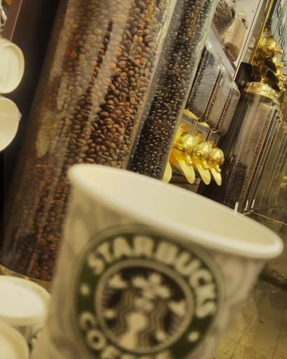 عکس پخش قهوه عبدالعلیان