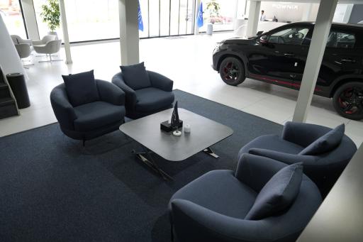 عکس نمایندگی فونیکس 