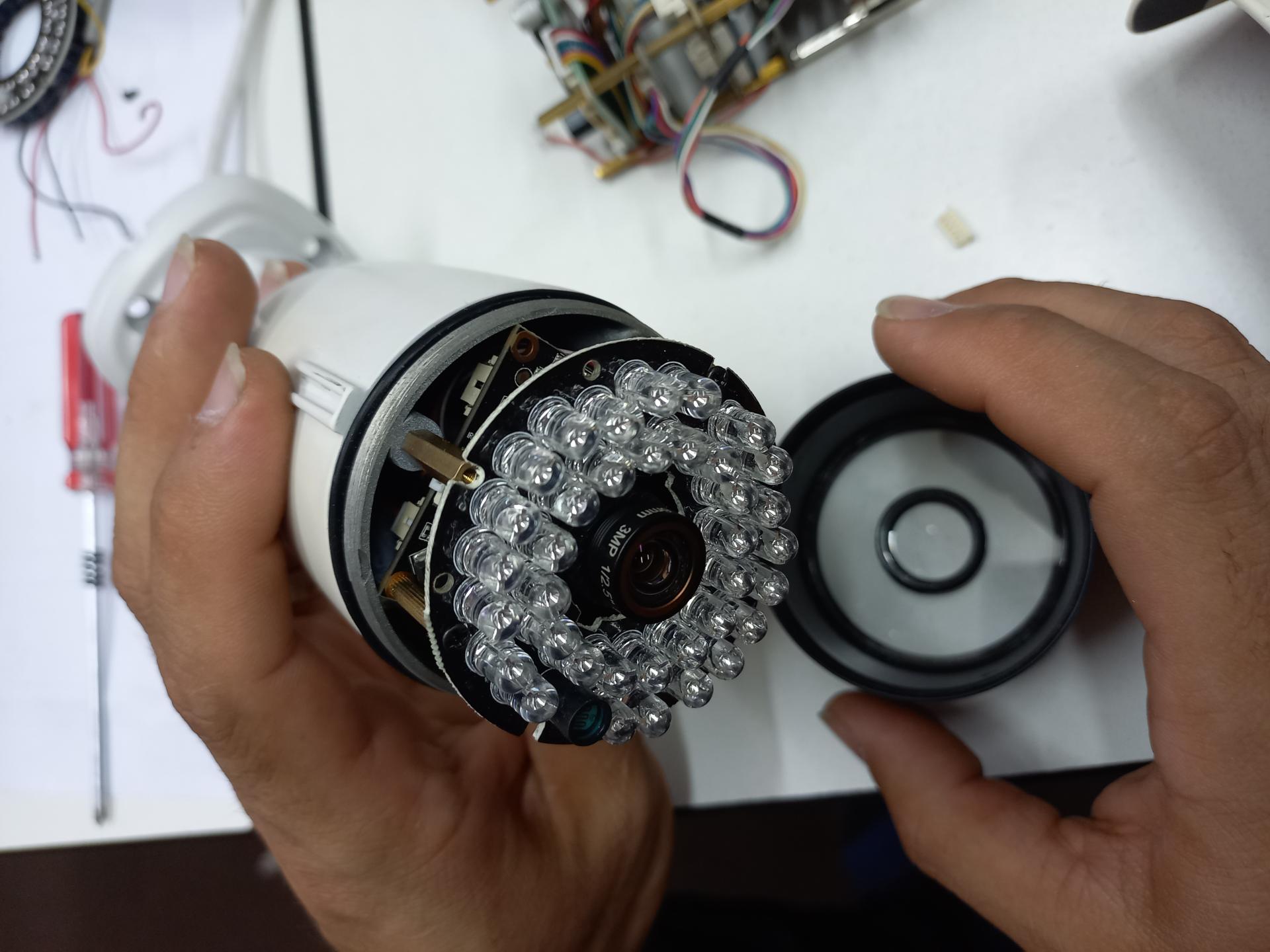 عکس دوربین مداربسته و دزدگیر