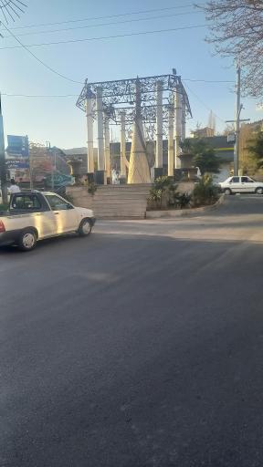 عکس سه راه مطهری