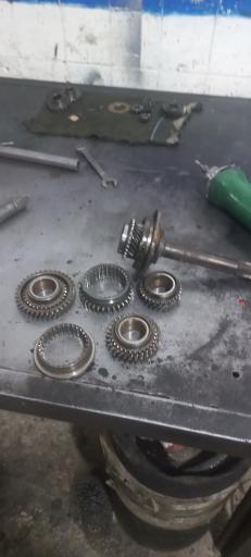 عکس تعمیرگاه تخصصی گیربکس ودیفرانسیل سید مجتبی موسوی