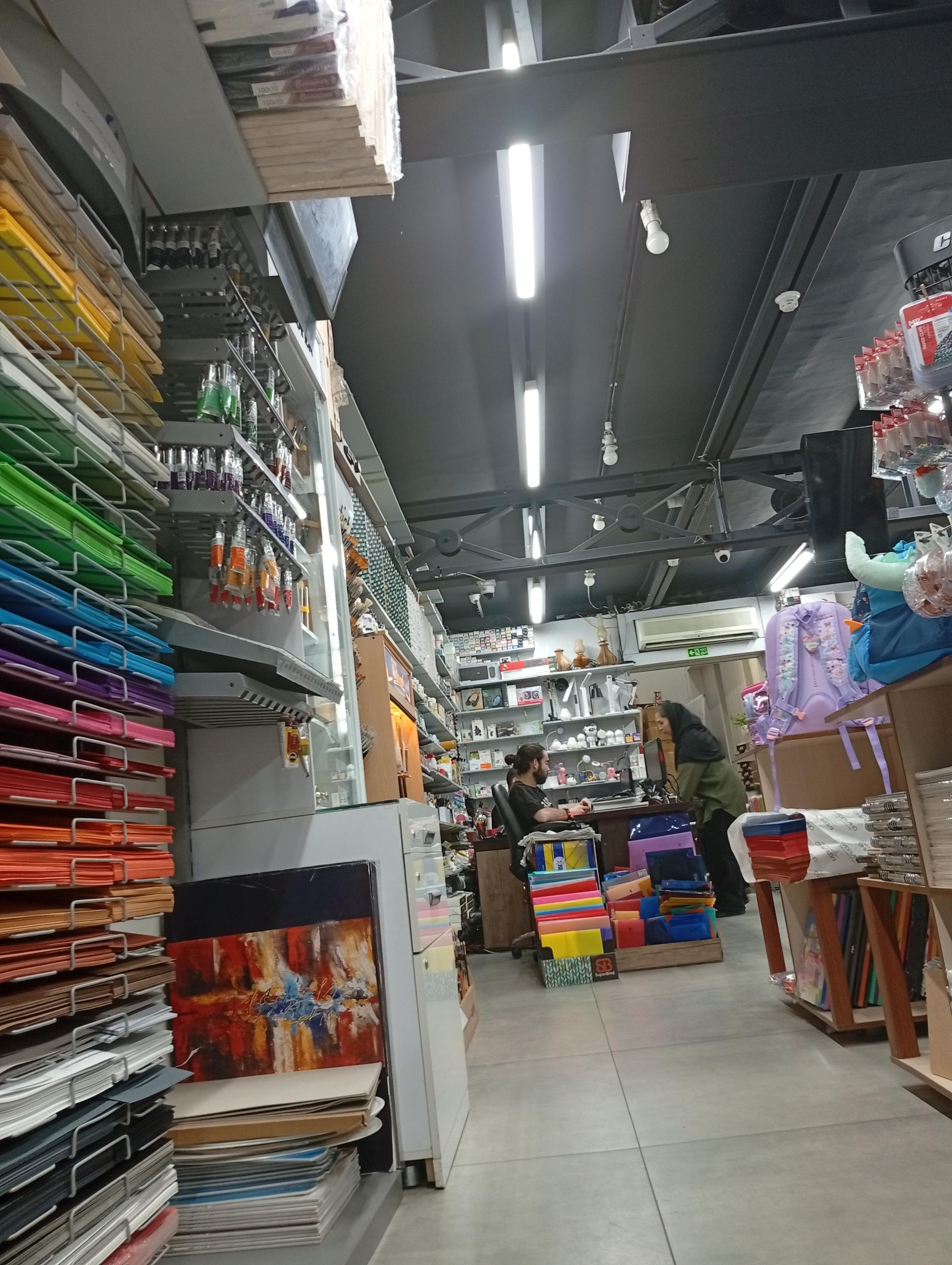 عکس شهر کتاب هفت حوض شعبه هفت حوض