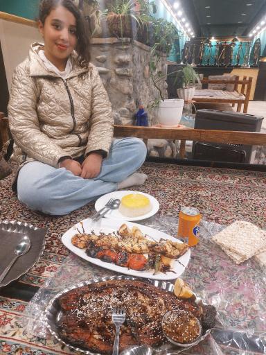 عکس کافه رستوران ماهیتو