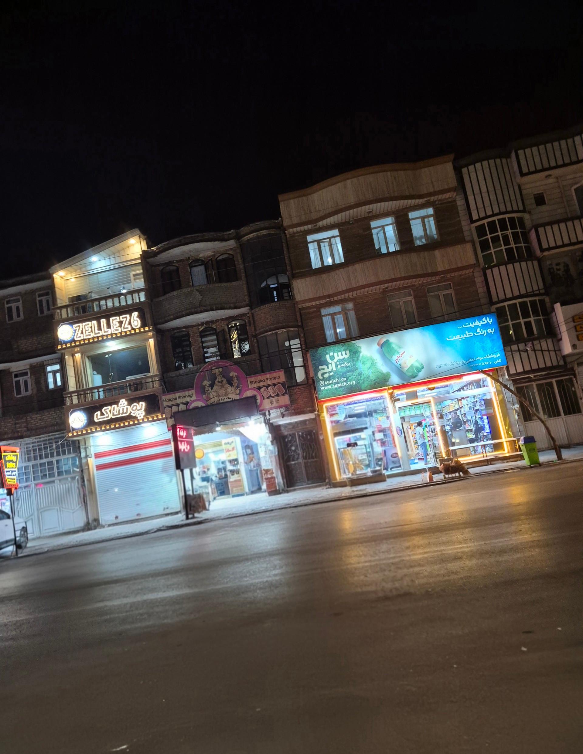 عکس مرغ خانگی کریمی