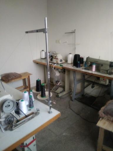 عکس مجتمع آموزشی غزال