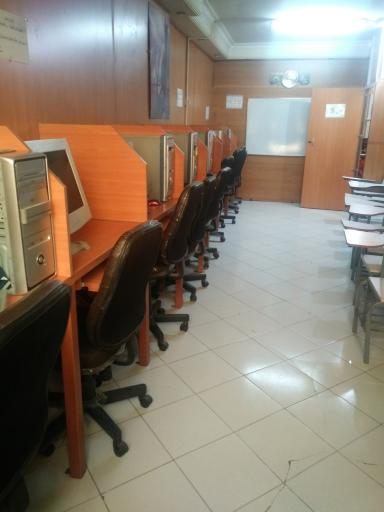 عکس مجتمع آموزشی غزال