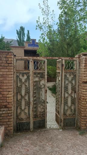 عکس دبیرستان یوسف ابیانه