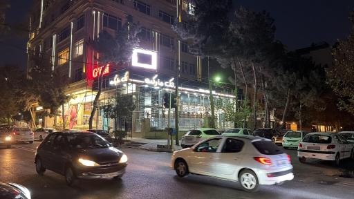 عکس تک مارکت شعبه ۱ 