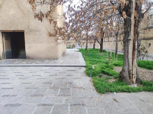 عکس آرامگاه حمدالله مستوفی