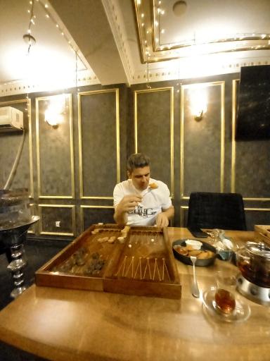 عکس رستوران آنوبانی