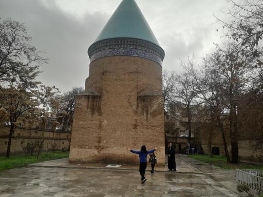 عکس آرامگاه حمدالله مستوفی