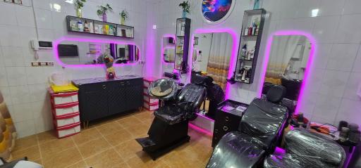 سالن زیبایی وانا