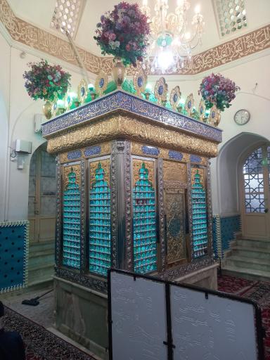 عکس آستان امامزاده زید