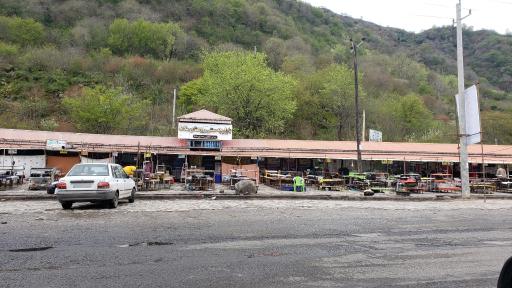 عکس بازارچه محلی ملاط