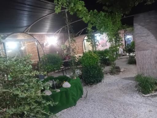 عکس کافه باغ چناران