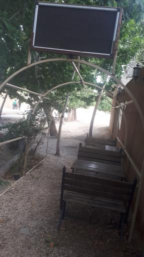 عکس کافه باغ چناران