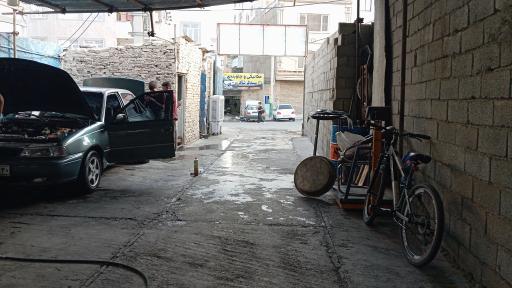 عکس تعمیرگاه‌ میکانیکی‌ و جلوبندی‌ کردستان