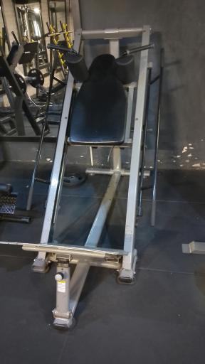 عکس باشگاه بدنسازی ستاره شمال 