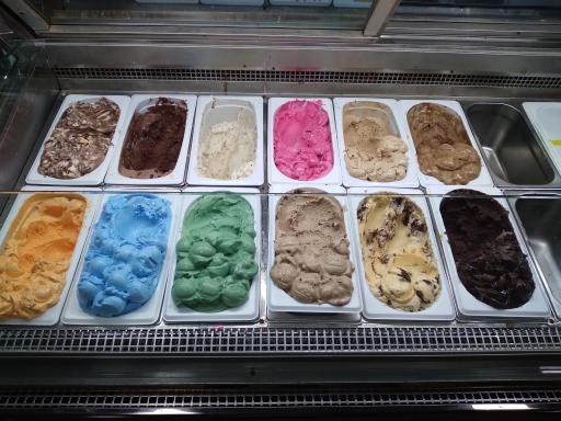 بستنی ایتالیایی ژلینو