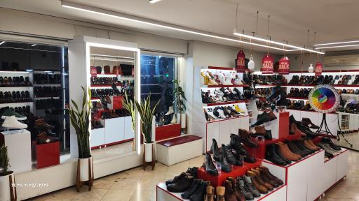 عکس فروشگاه کفش تکسایز 