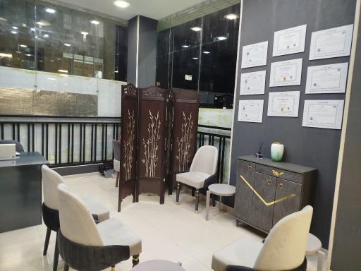 عکس تعمیر مارکت