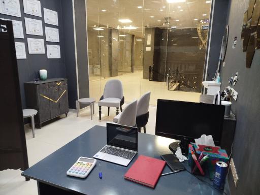 عکس تعمیر مارکت