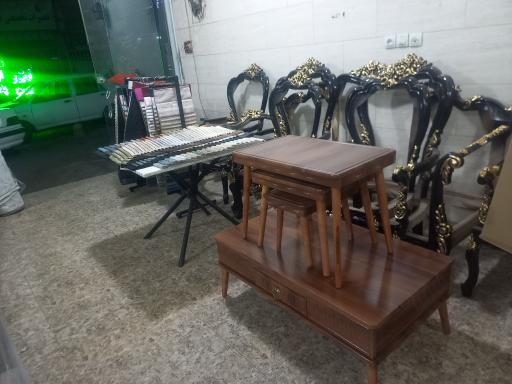 مبلمان گلدن