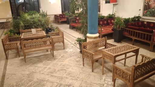 عکس سفره خانه چکاوک