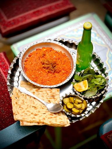 عکس کافه رستوران و باغ خلفا