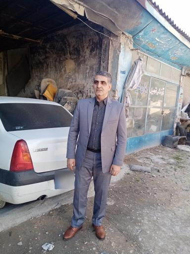 عکس گاراژ هادی طهماسبی و پسران