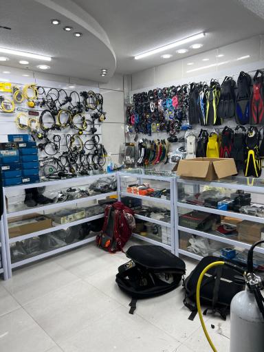 عکس تجهیزات غواصی رافائل