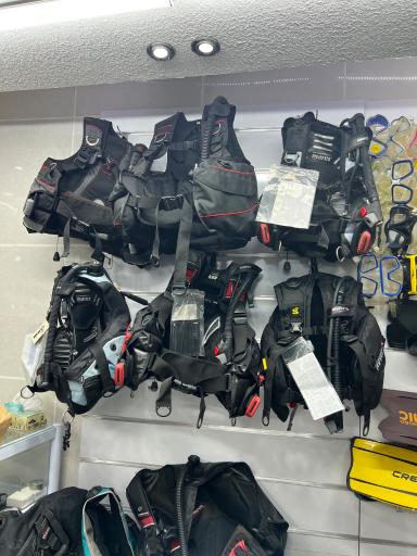 عکس تجهیزات غواصی رافائل