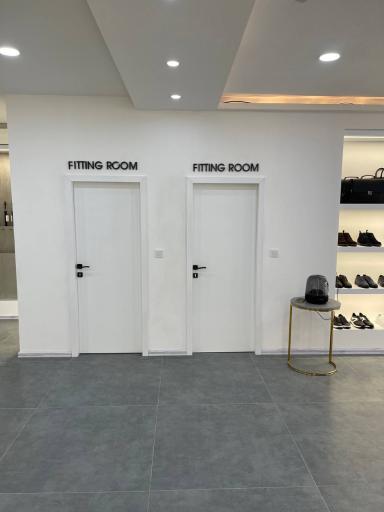 عکس فروشگاه چرم مشهد