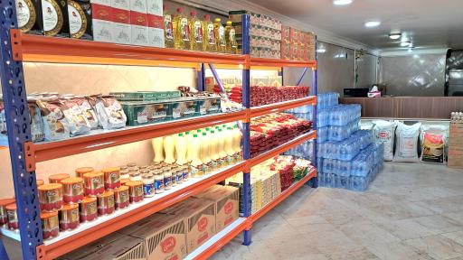 عکس پخش مواد غذایی کردان