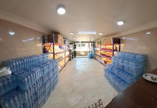 عکس پخش مواد غذایی کردان