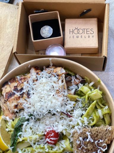 عکس اُپاستا