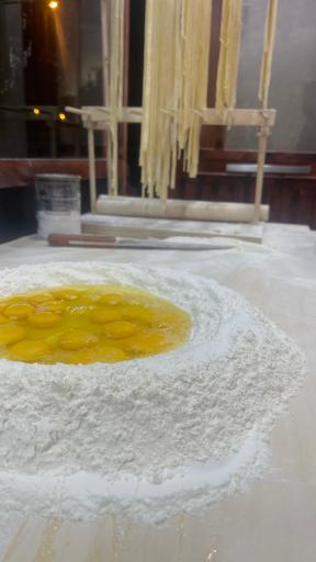 عکس اُپاستا