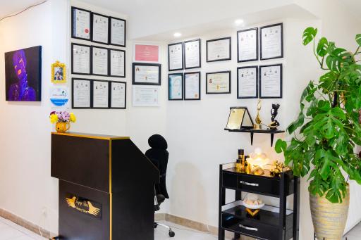 عکس آموزشگاه و سالن زیبایی رویای خاص