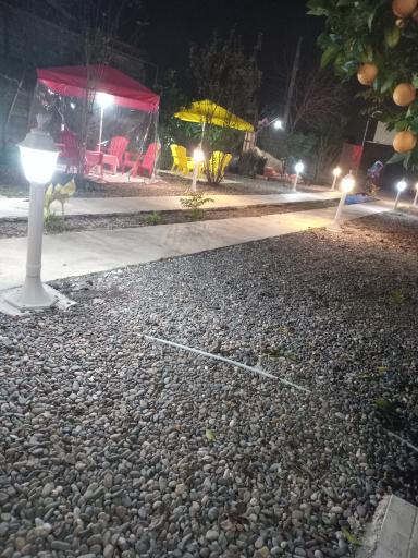 عکس کافه باغ بارانیل