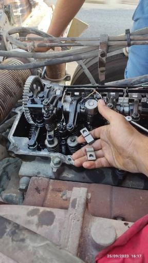 عکس تعمیرگاه دکتر دیزل