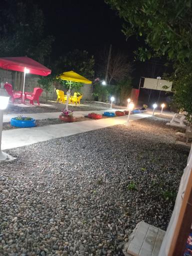 عکس کافه باغ بارانیل