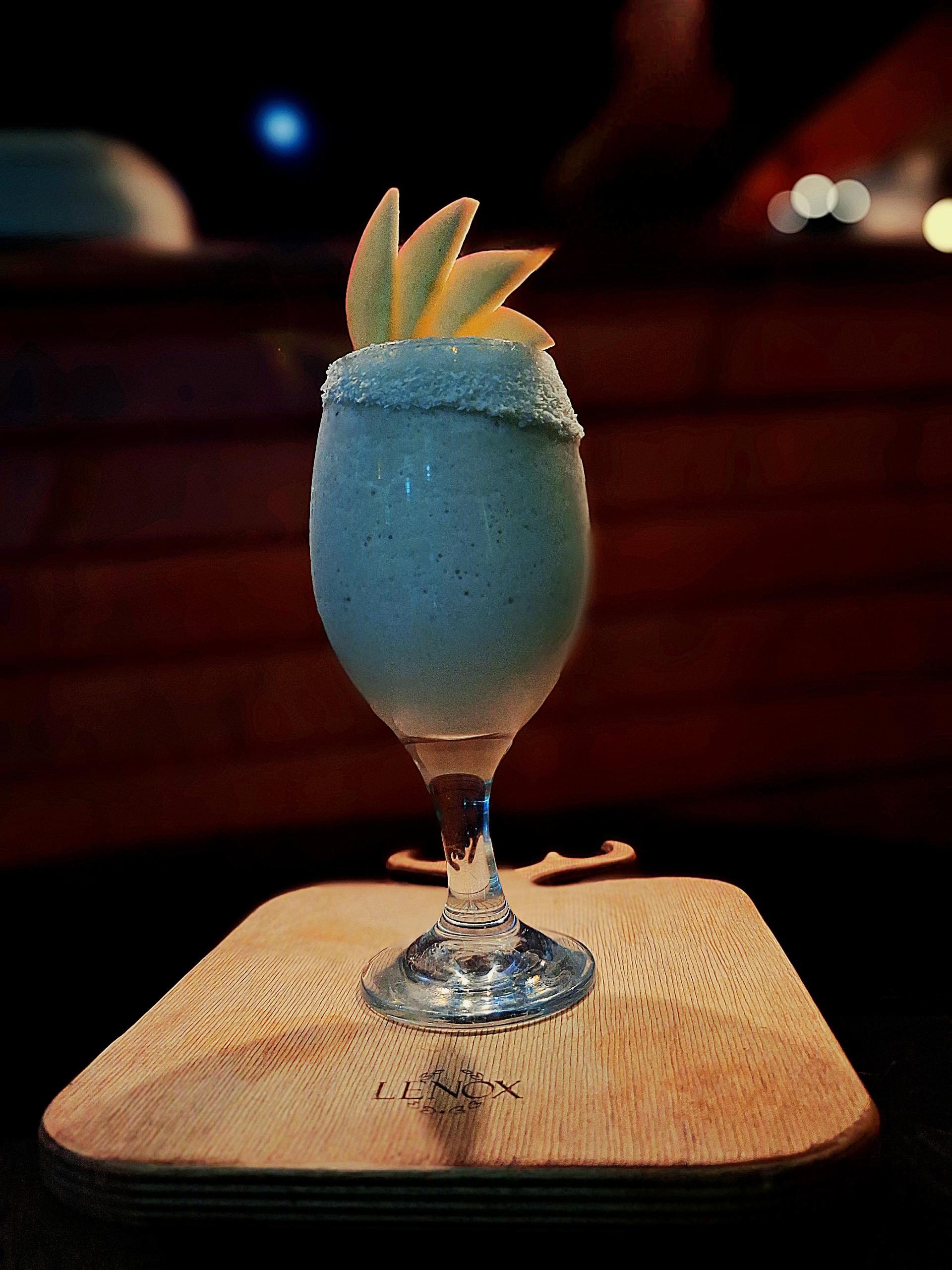 عکس مجموعه غذایی آکو 