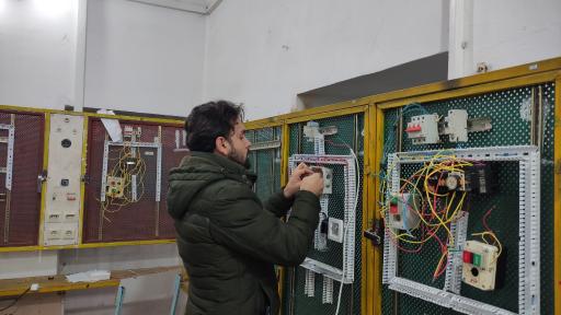 عکس مجتمع آموزشی نیروسازان صنعت شمال