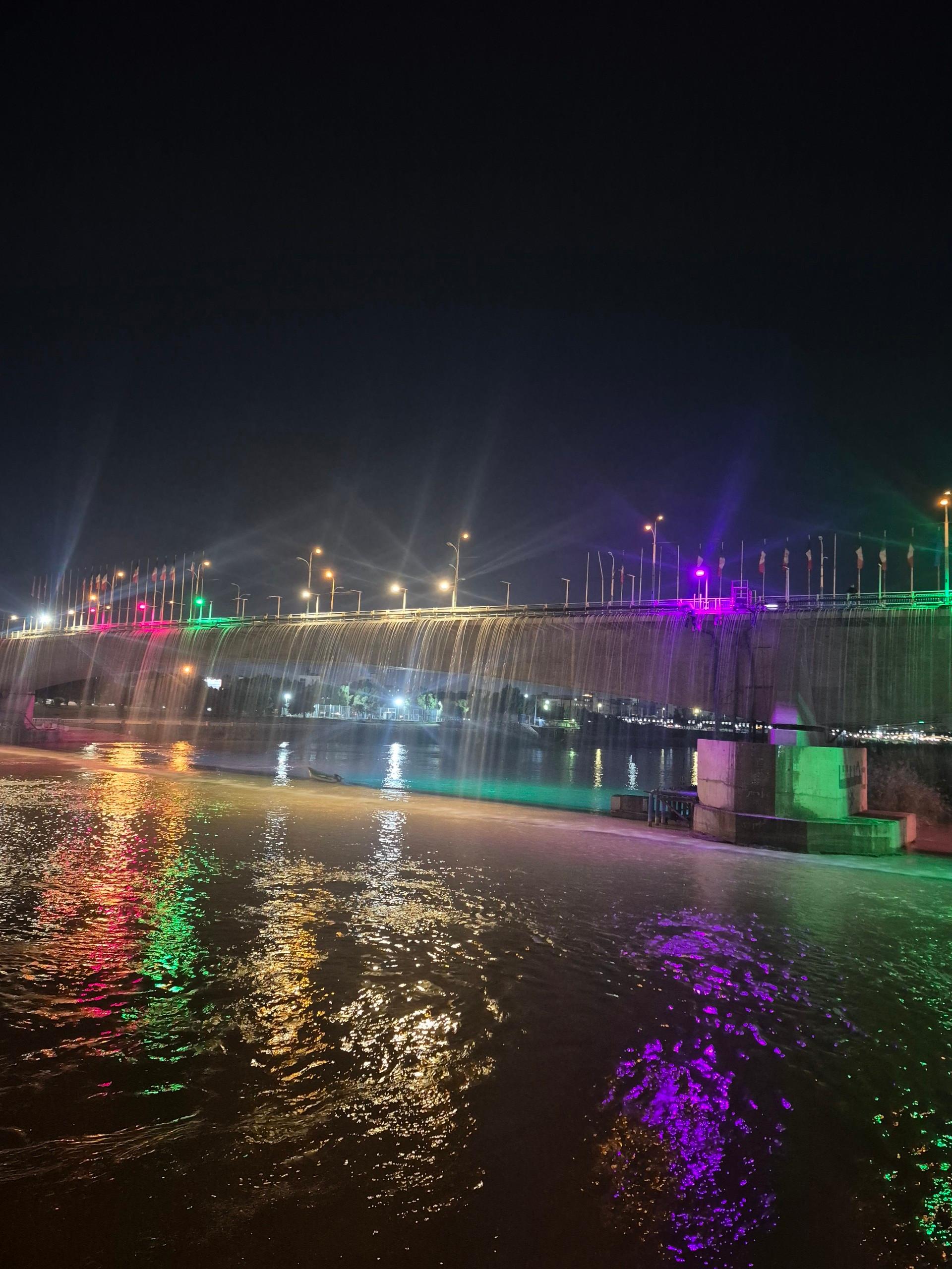 عکس آبشار اهواز (پل هفتم)