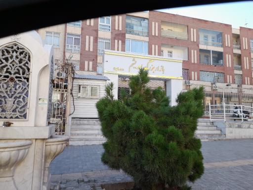 عکس مجتمع تجاری ابریشم