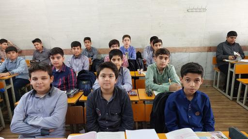 عکس دبیرستان شاهد حکیم