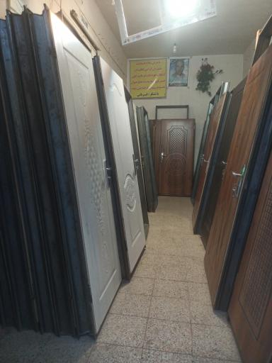 عکس درب و پنجره ساختمانی قربانی